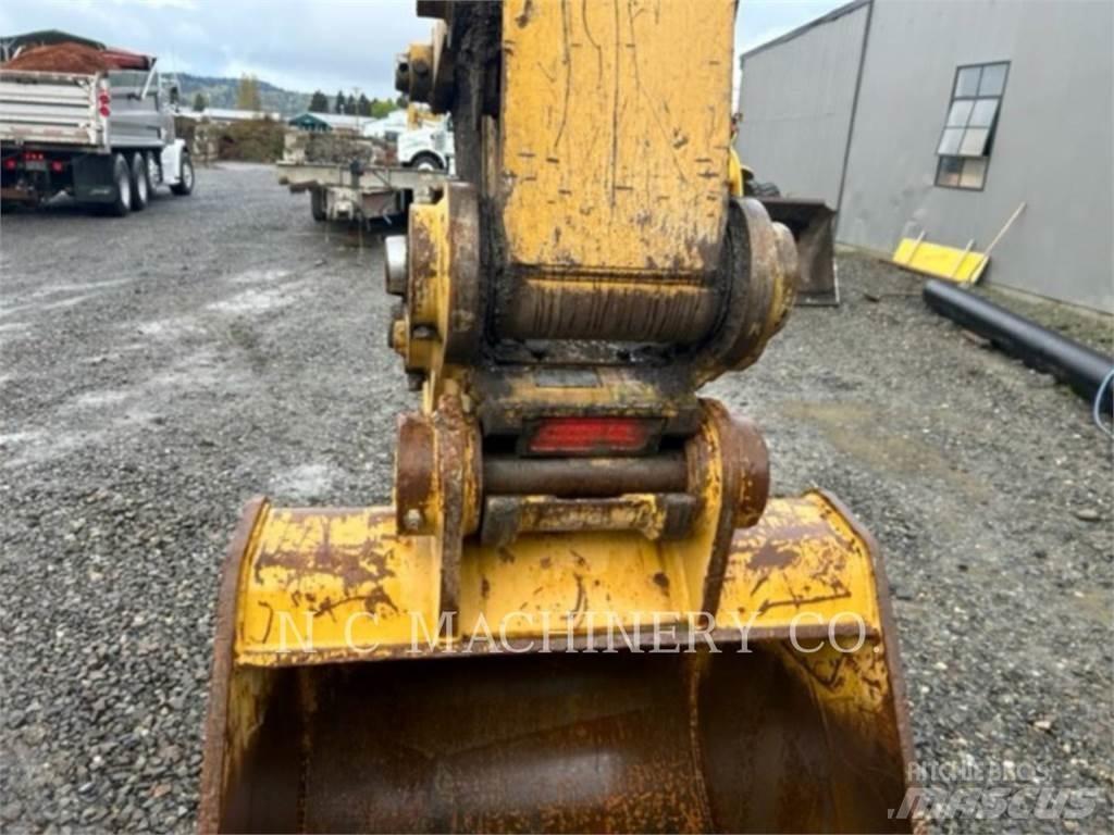 CAT 325 Escavadoras de rastos