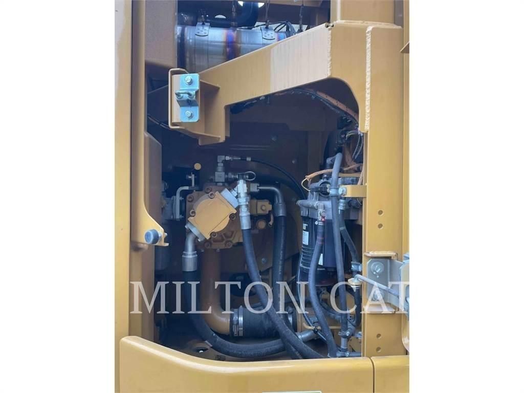 CAT 32507 Escavadoras de rastos