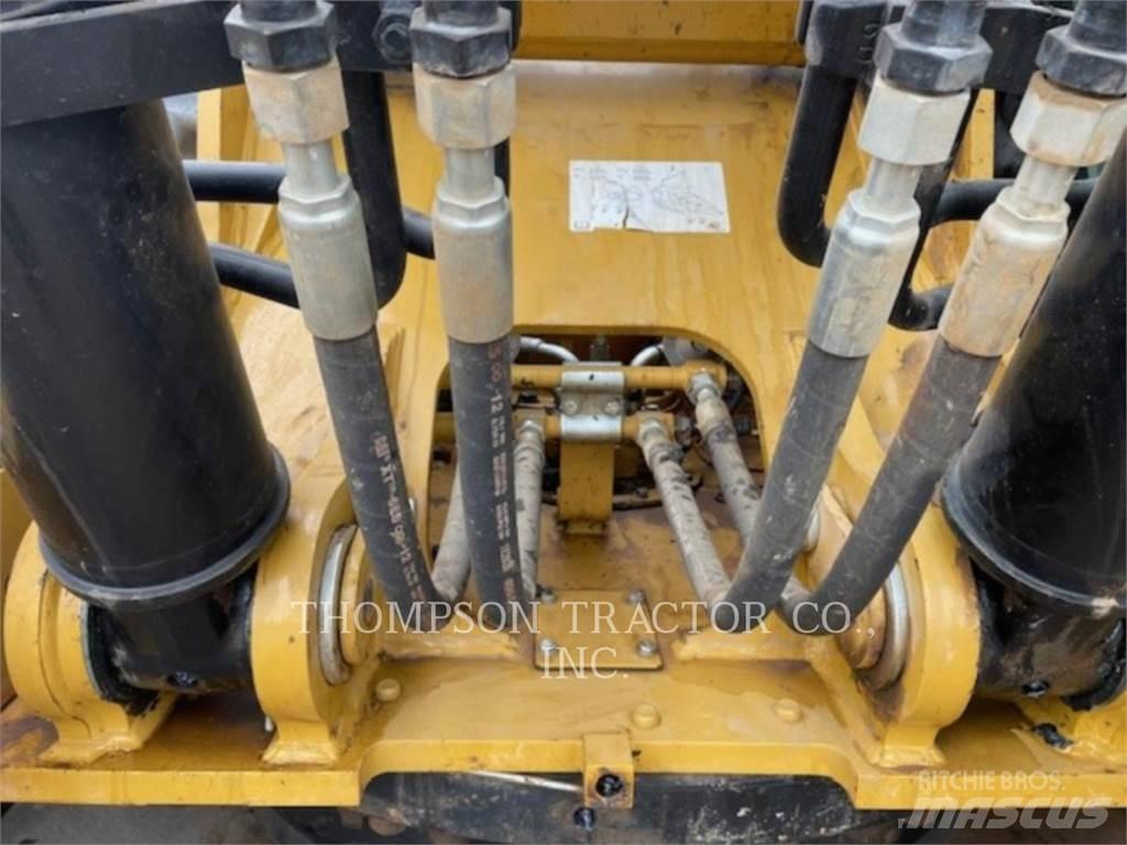CAT 326 Escavadoras de rastos