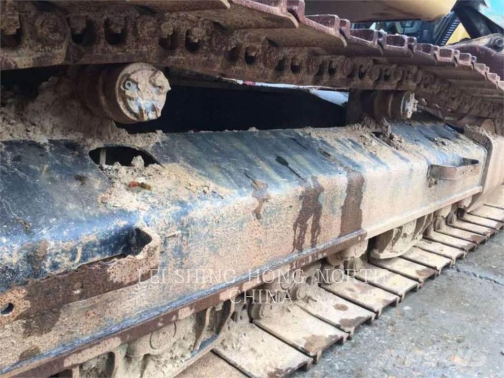 CAT 326D2L Escavadoras de rastos