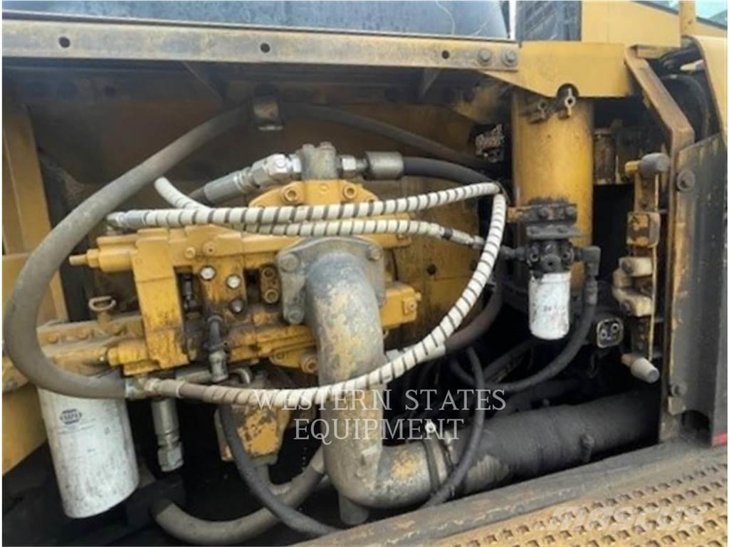 CAT 330B FM Tractores florestais