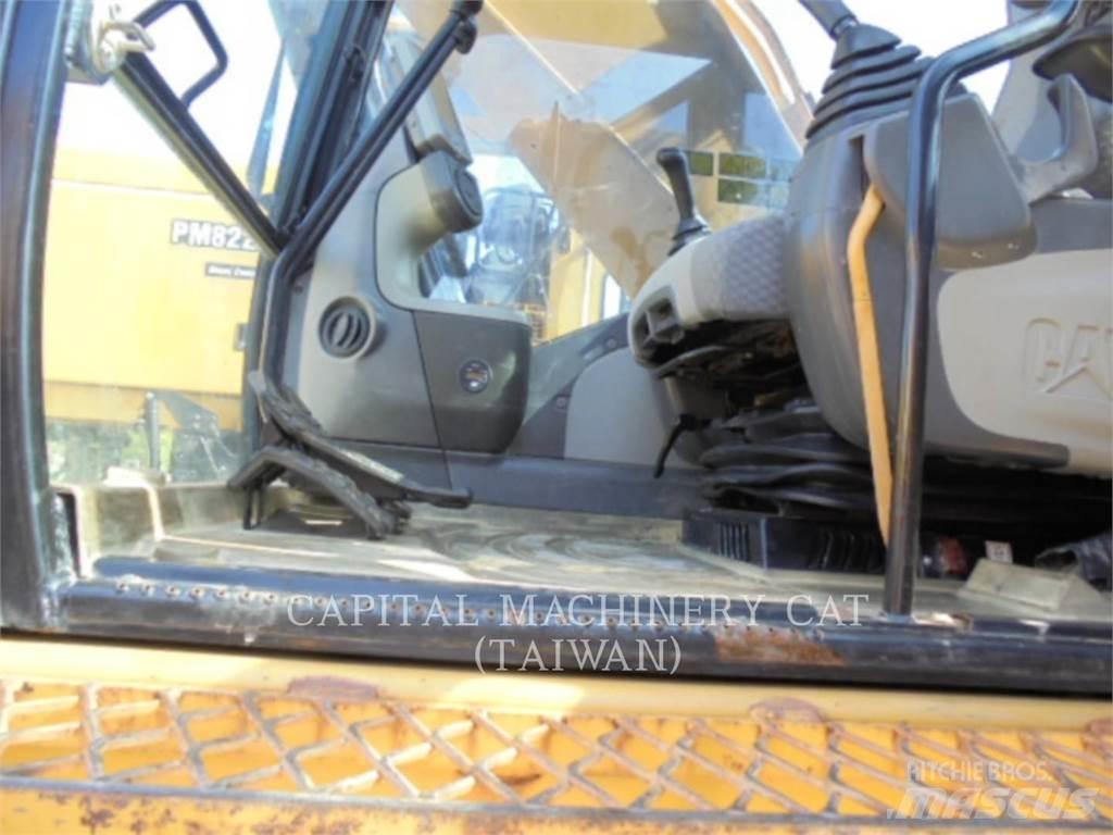 CAT 330D2L Escavadoras de rastos