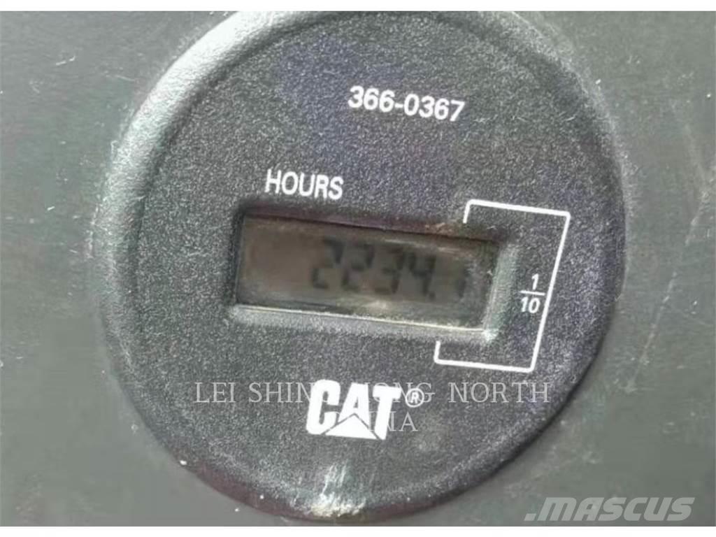 CAT 330D2L Escavadoras de rastos