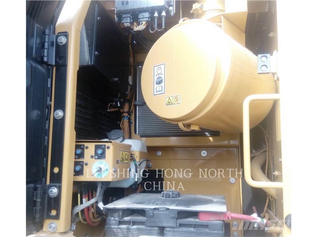 CAT 330D2L Escavadoras de rastos