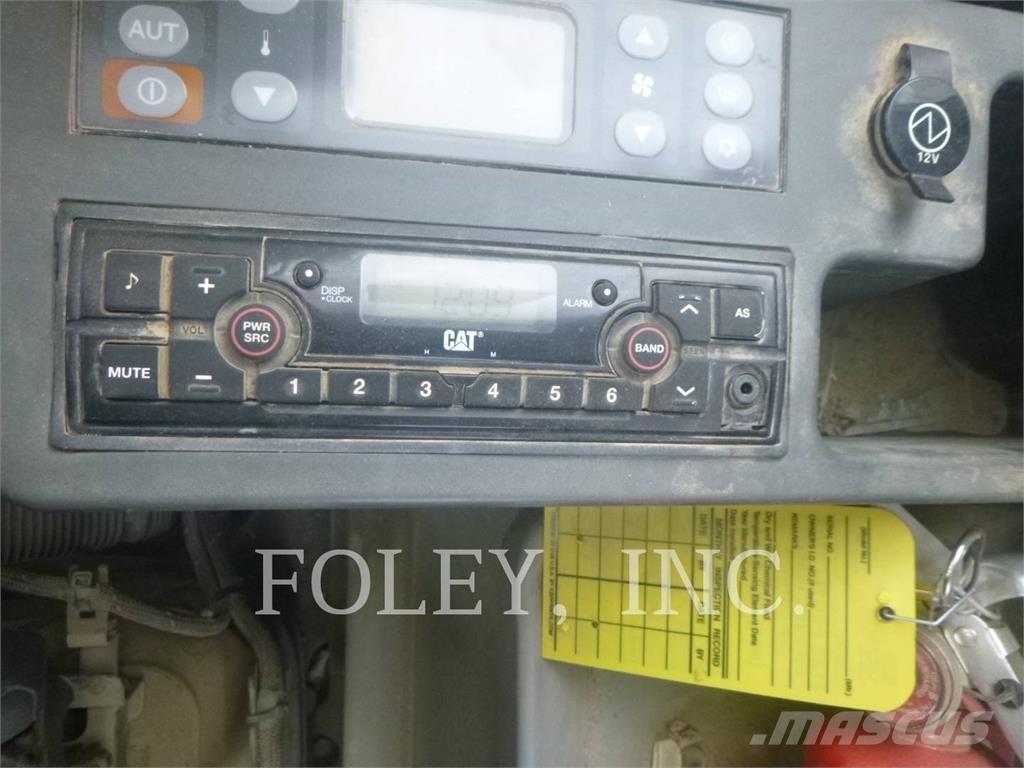 CAT 335FLCR Escavadoras de rastos