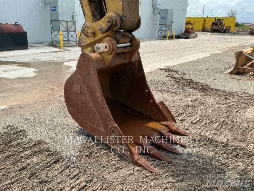 CAT 336 Escavadoras de rastos
