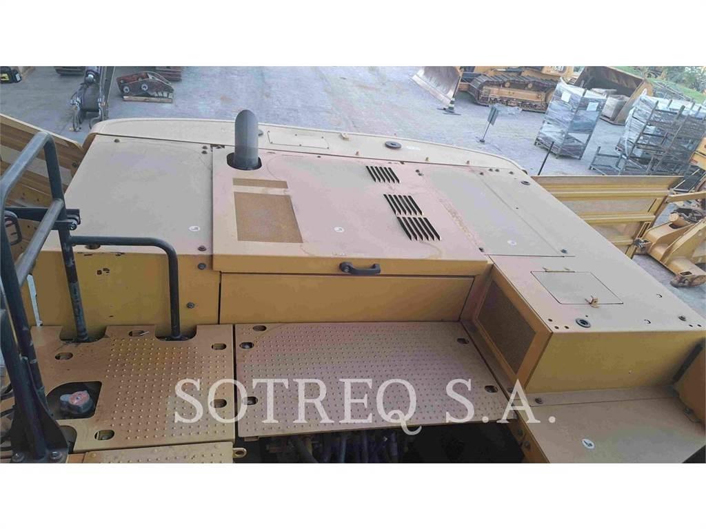 CAT 33607 Escavadoras de rastos