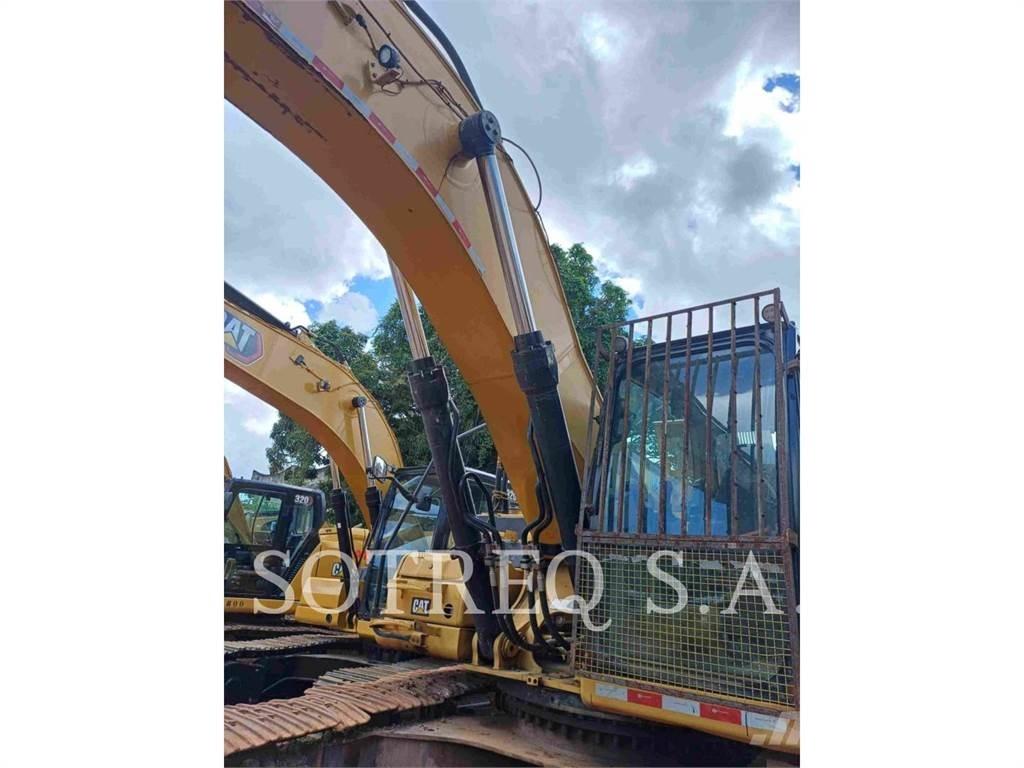 CAT 33607 Escavadoras de rastos
