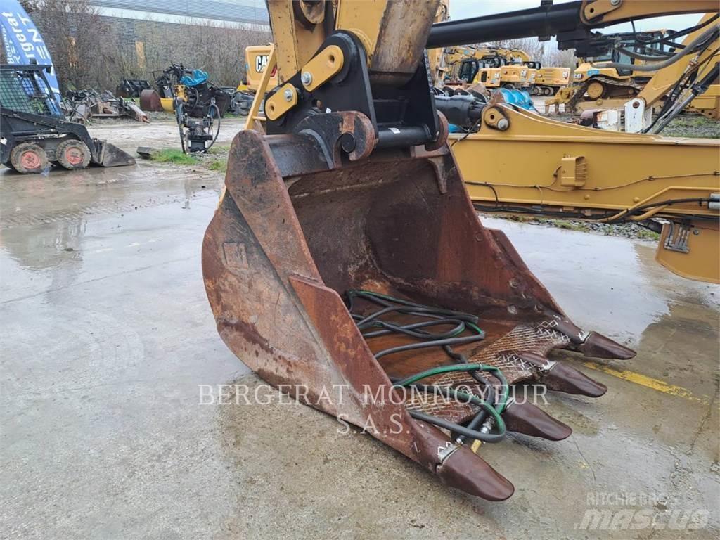 CAT 340F UHD Escavadoras de rastos