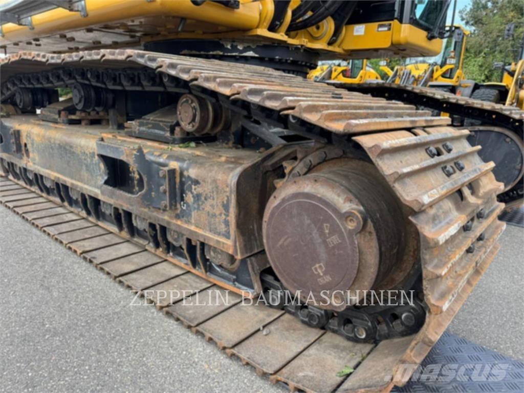 CAT 352-08 Escavadoras de rastos