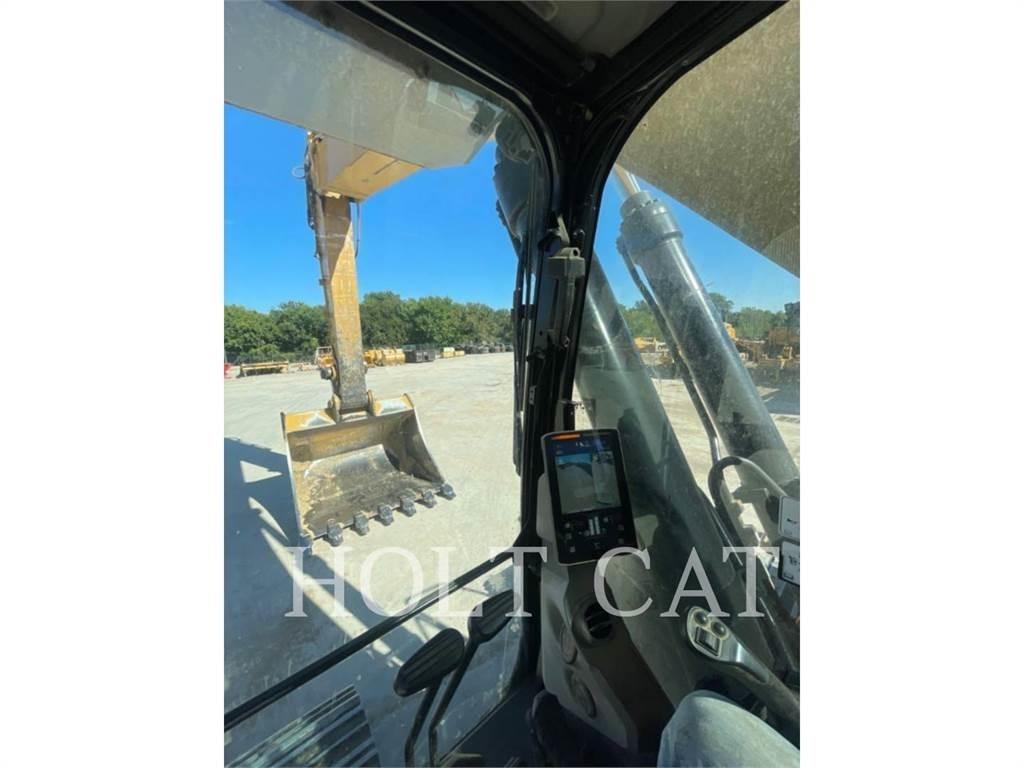 CAT 352 11 Escavadoras de rastos