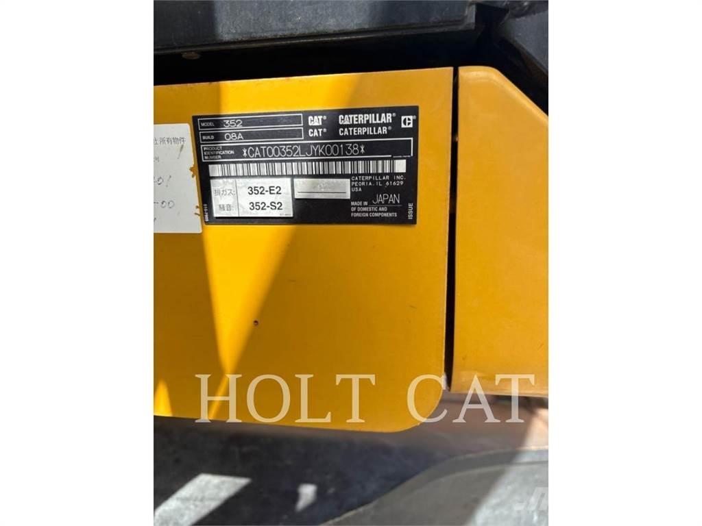 CAT 352 11 Escavadoras de rastos