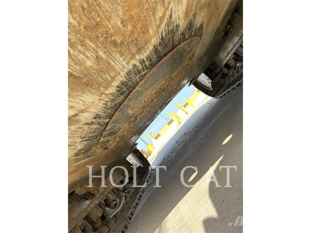 CAT 352 11 Escavadoras de rastos