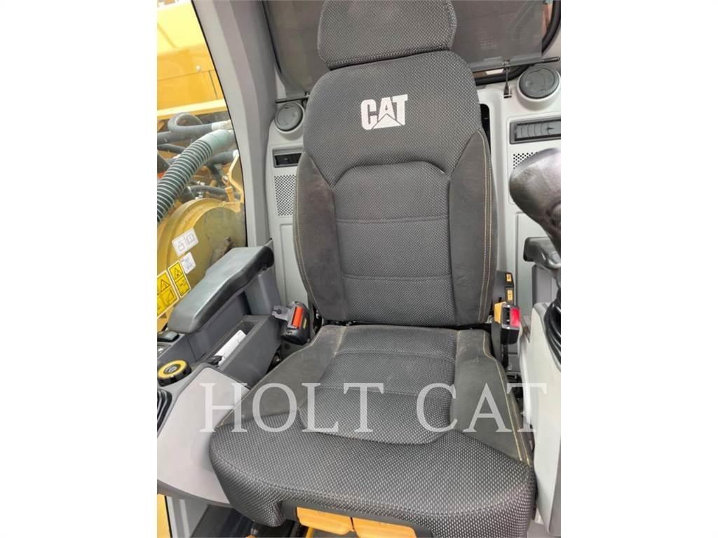 CAT 352 11 TC Escavadoras de rastos