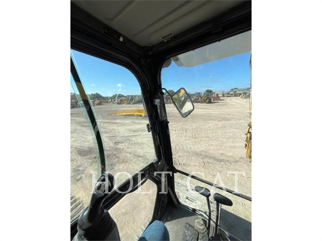 CAT 352 11 TC Escavadoras de rastos