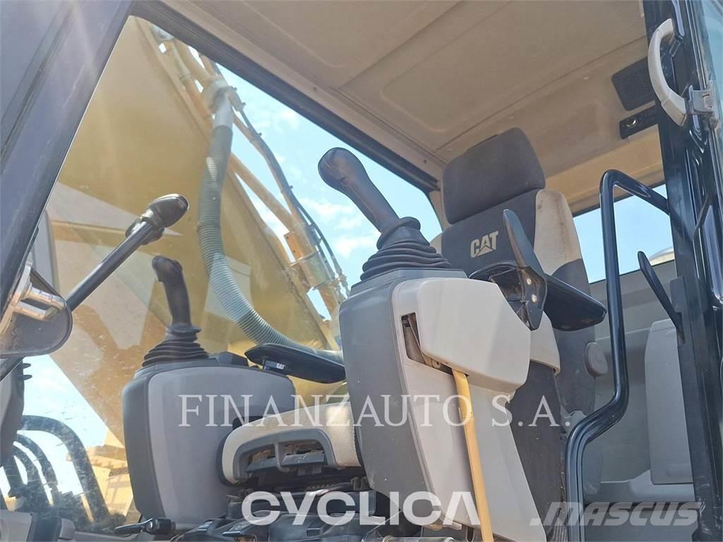 CAT 352FL Escavadoras de rastos