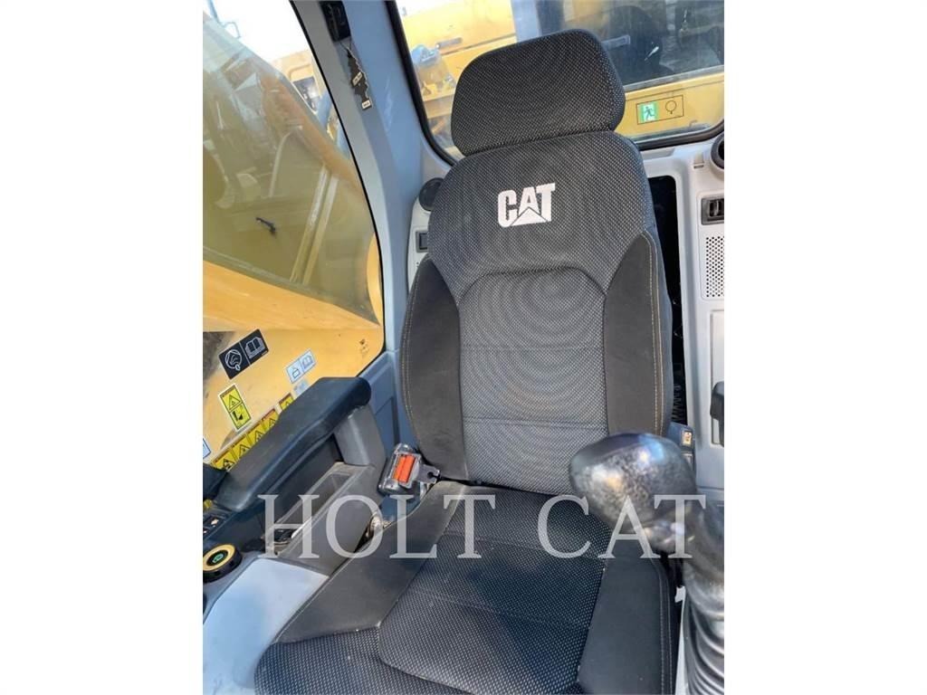 CAT 374 Escavadoras de rastos