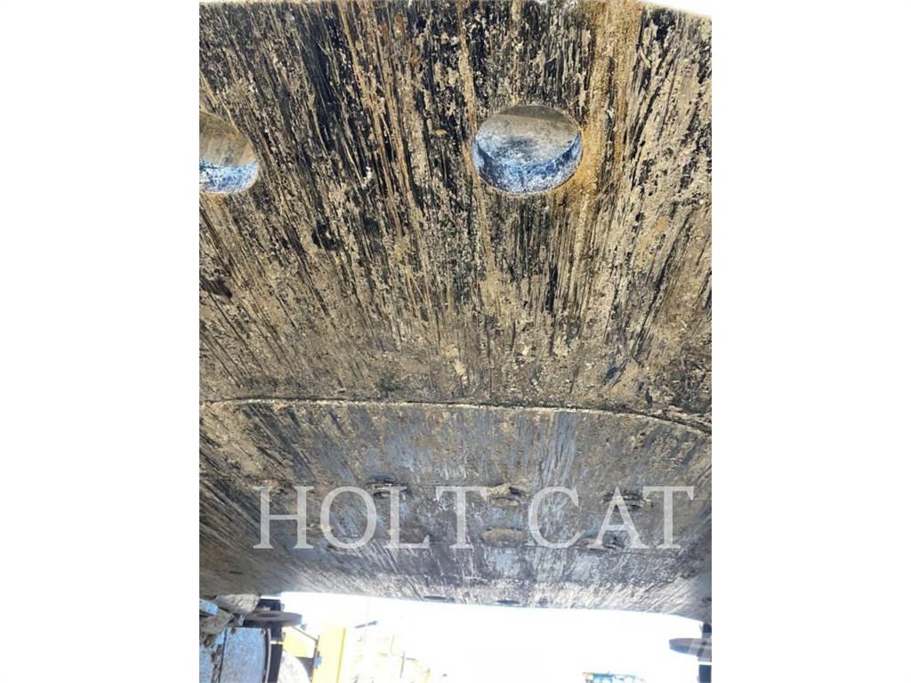 CAT 374 Escavadoras de rastos