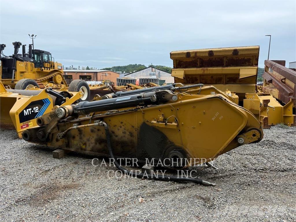CAT 374-07 Escavadoras de rastos