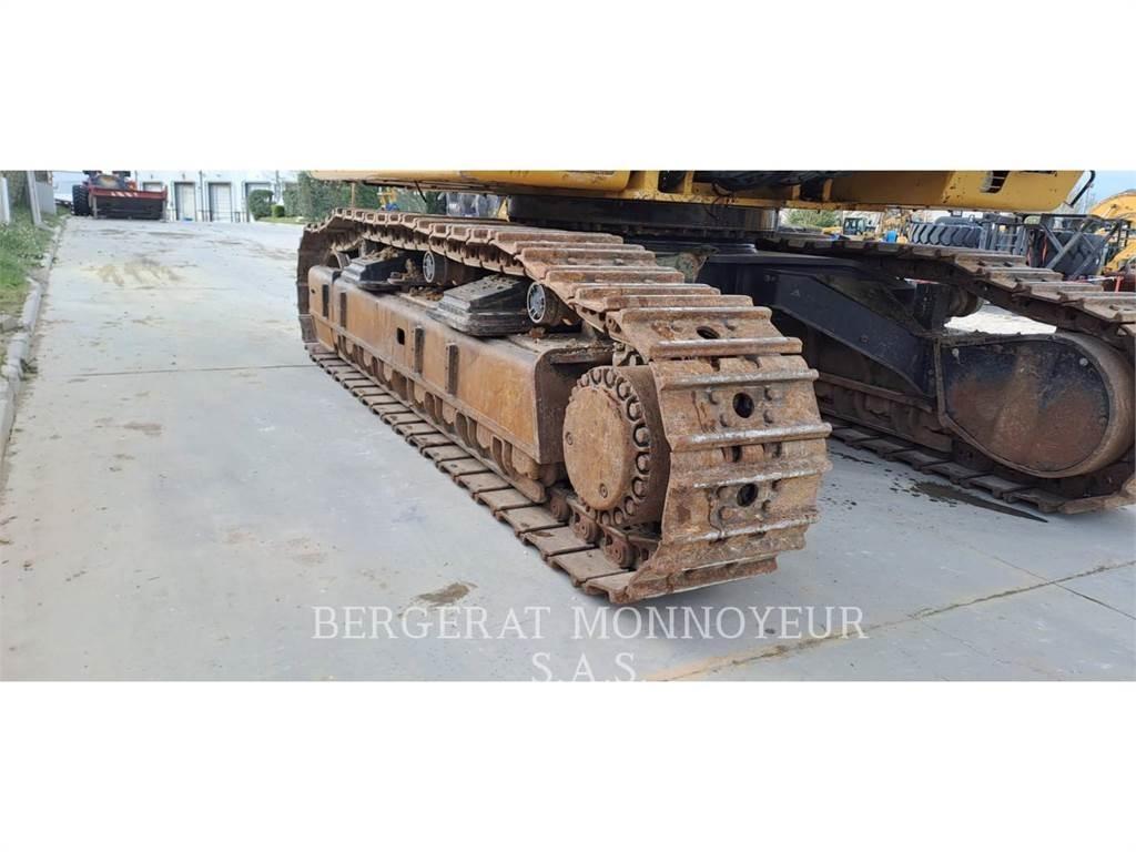 CAT 374D Escavadoras de rastos