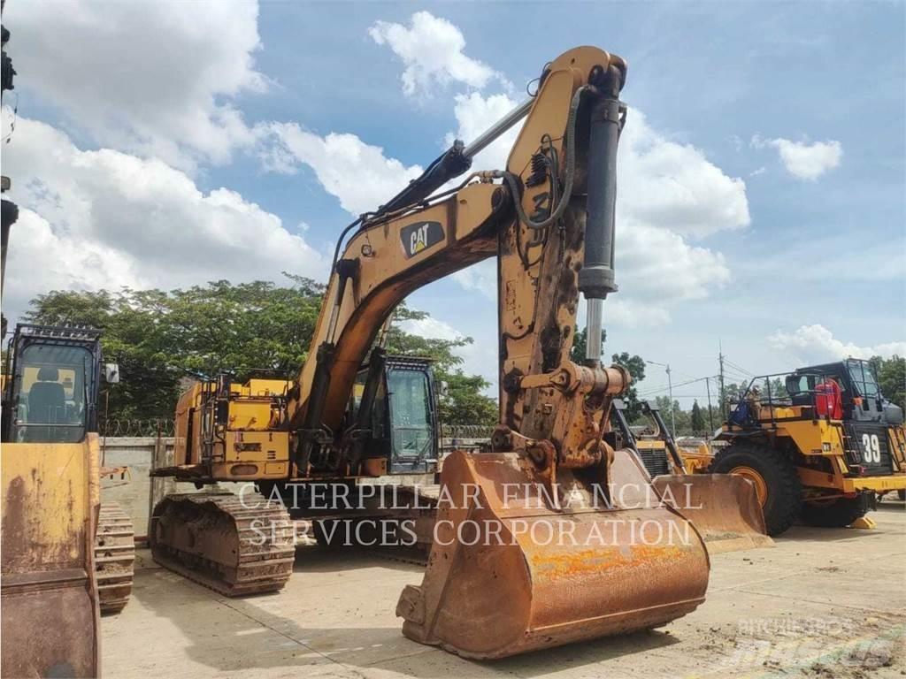 CAT 374F Escavadoras de rastos