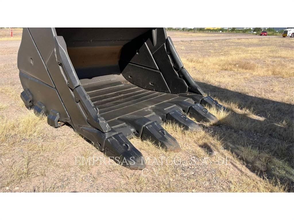 CAT 390DL Escavadoras de rastos