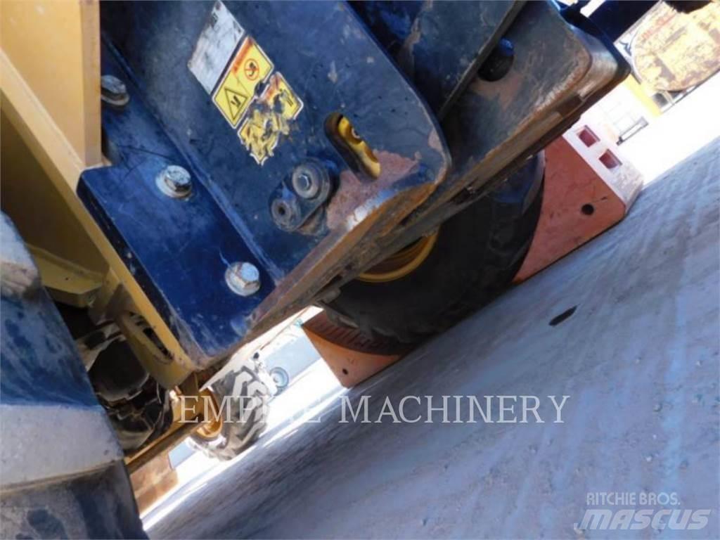 CAT 415F2 IL Pás carregadoras de rodas