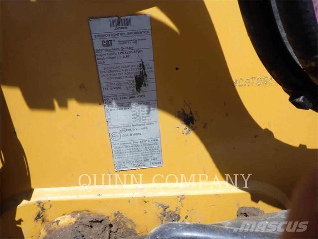 CAT 415F2 IL Carregadoras de direcção deslizante