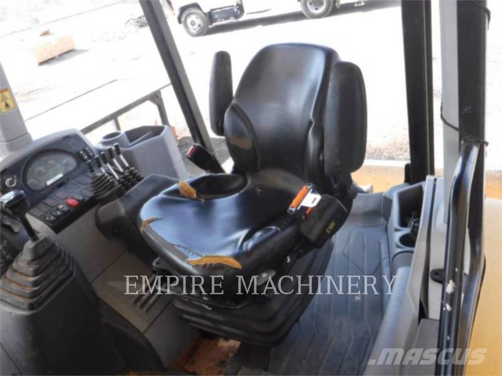 CAT 415F2 IL Pás carregadoras de rodas