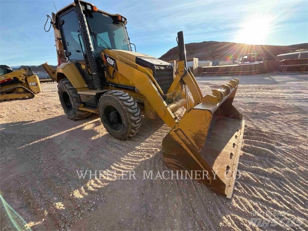 CAT 420F2 Retroescavadoras