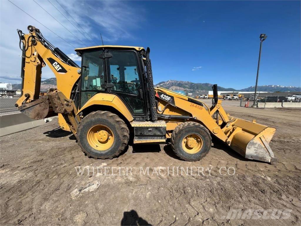 CAT 420F2 Retroescavadoras