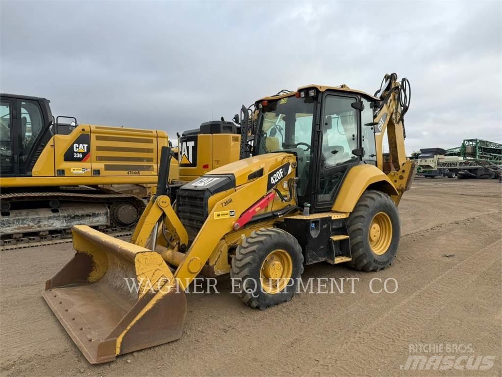 CAT 420F2 4WDE Retroescavadoras