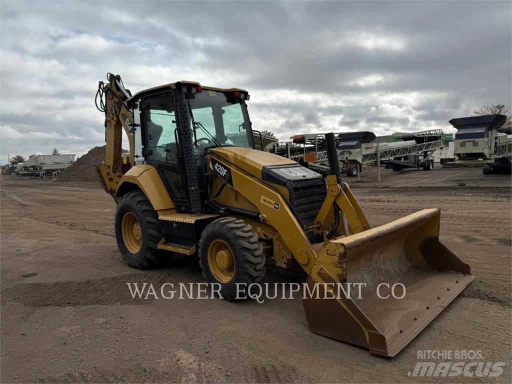 CAT 420F2 4WDE Retroescavadoras