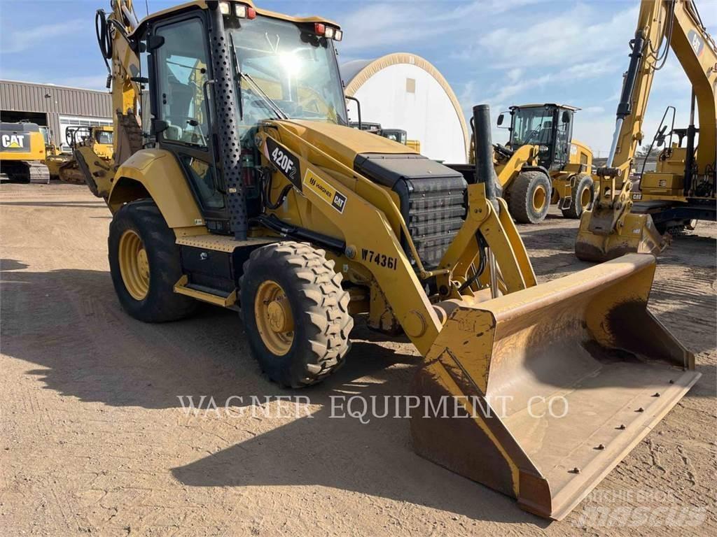 CAT 420F2 4WDE Retroescavadoras
