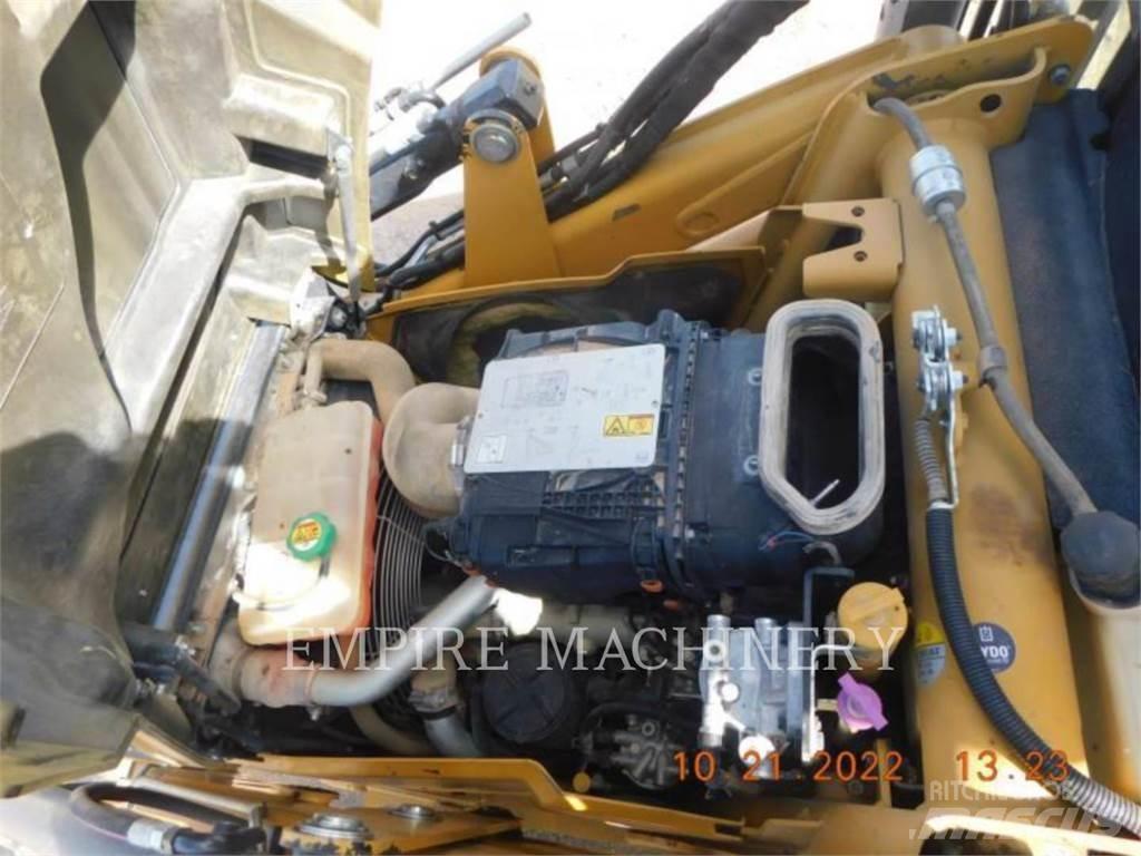 CAT 420F24EOIP Retroescavadoras