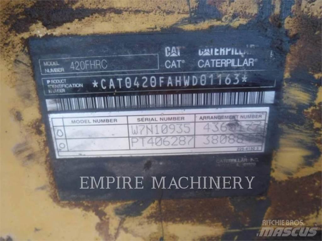 CAT 420F2E4OIP Retroescavadoras