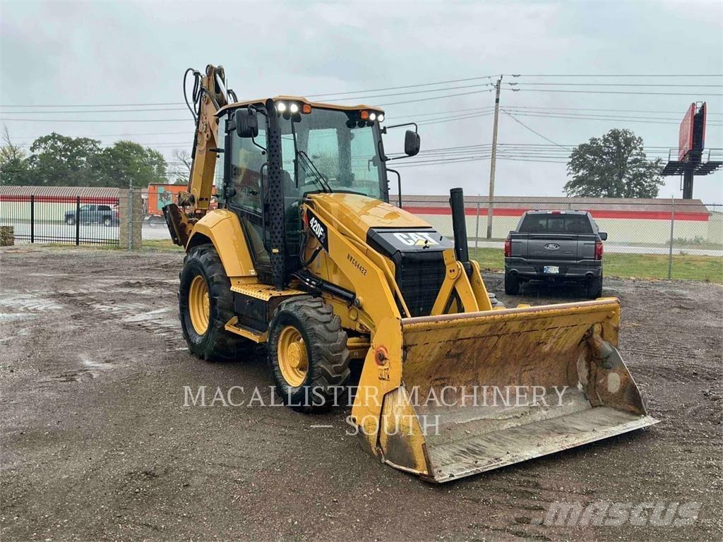 CAT 420F2ST Retroescavadoras