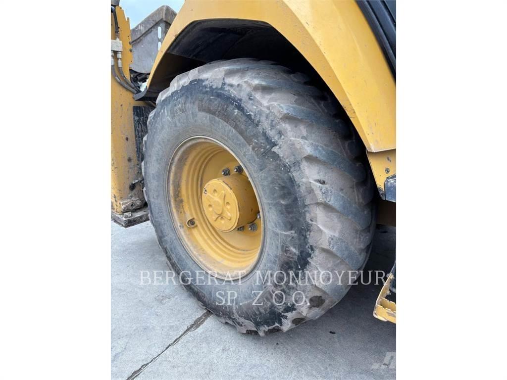 CAT 432 Retroescavadoras