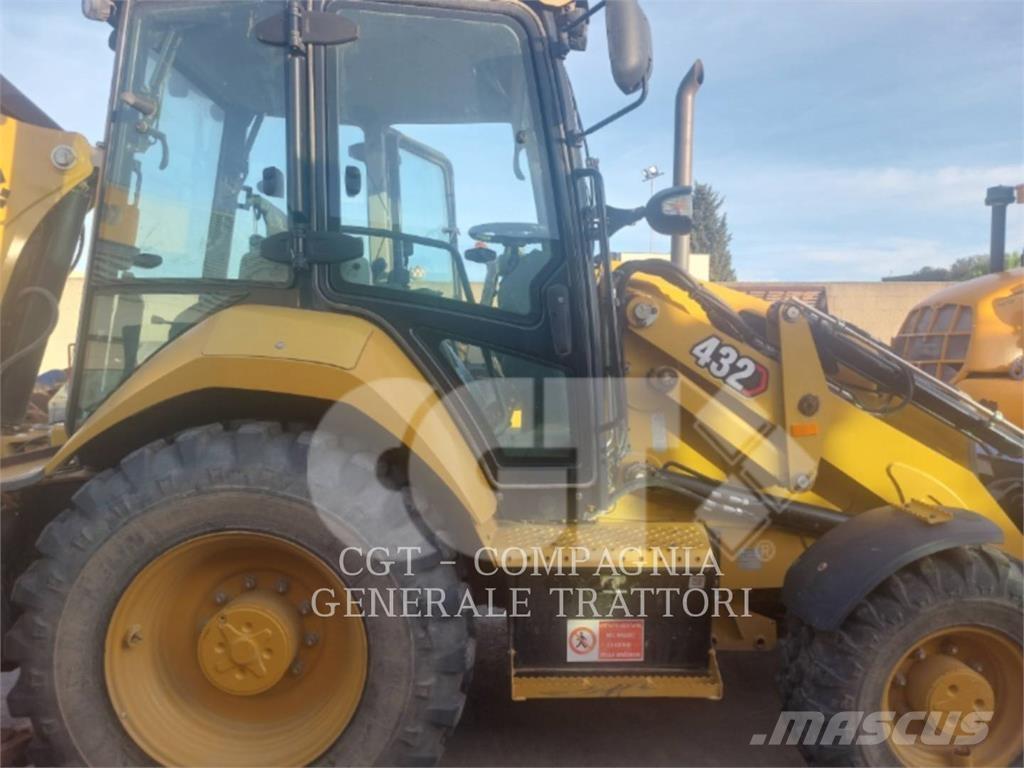 CAT 432 Retroescavadoras