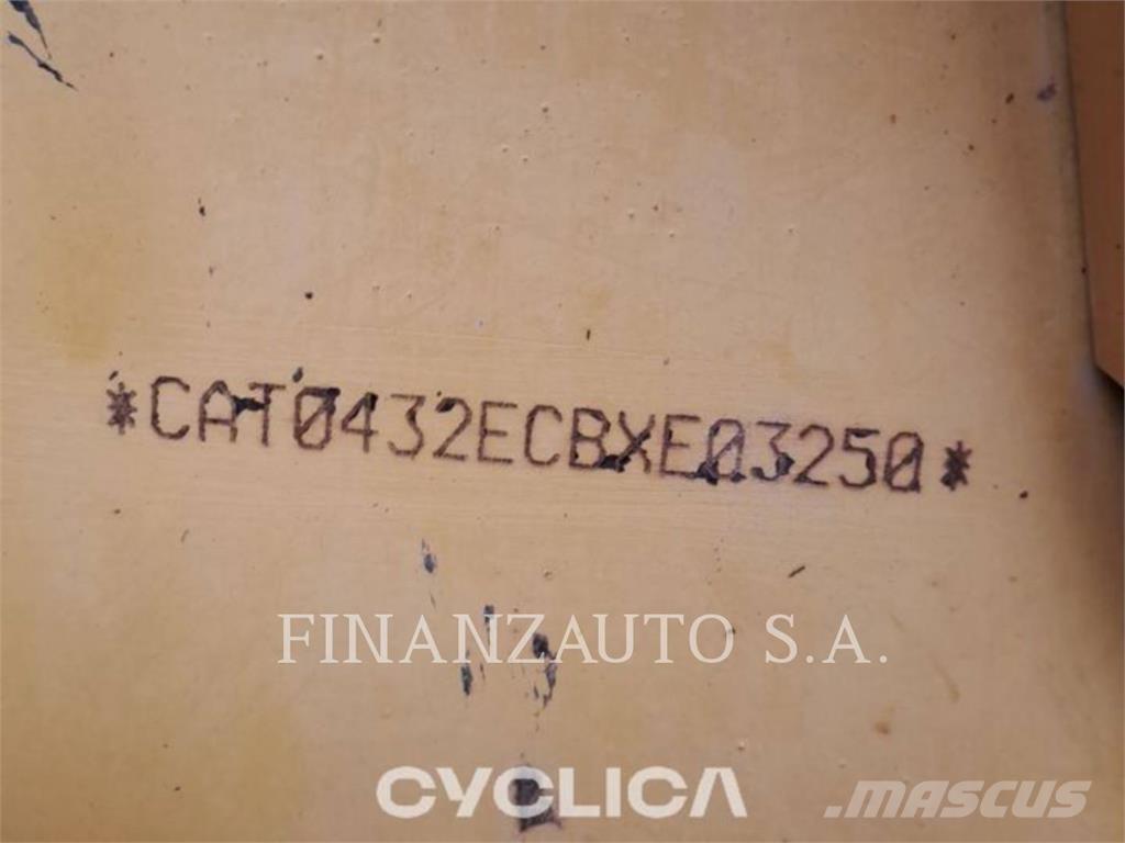 CAT 432F Retroescavadoras