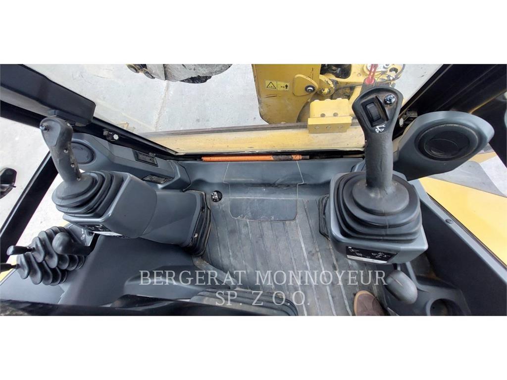 CAT 432F2 Retroescavadoras