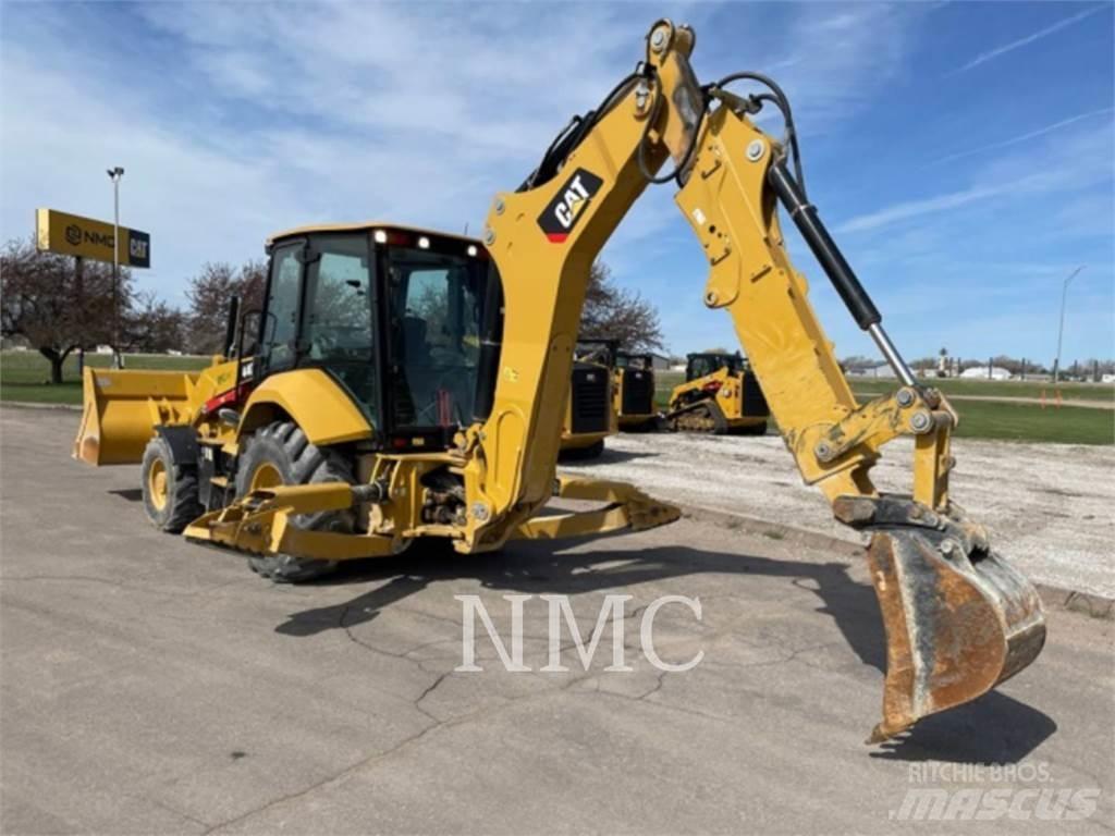 CAT 440 Retroescavadoras