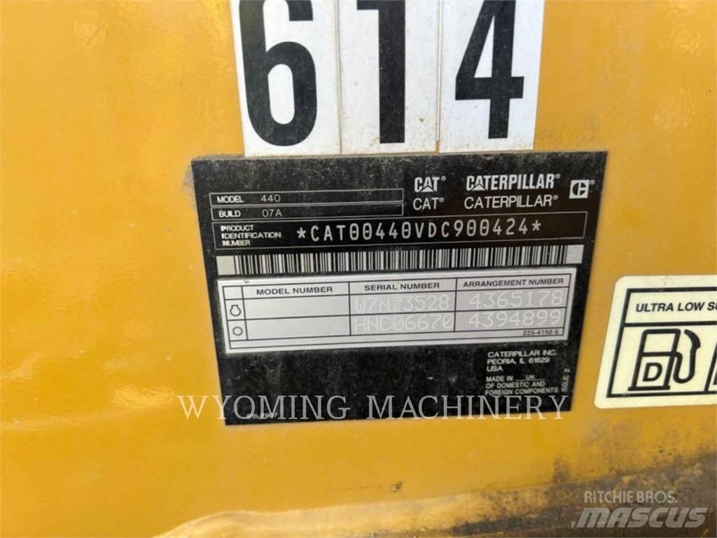 CAT 440 Retroescavadoras