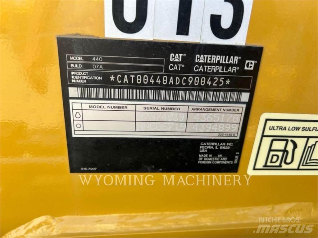 CAT 440 Retroescavadoras