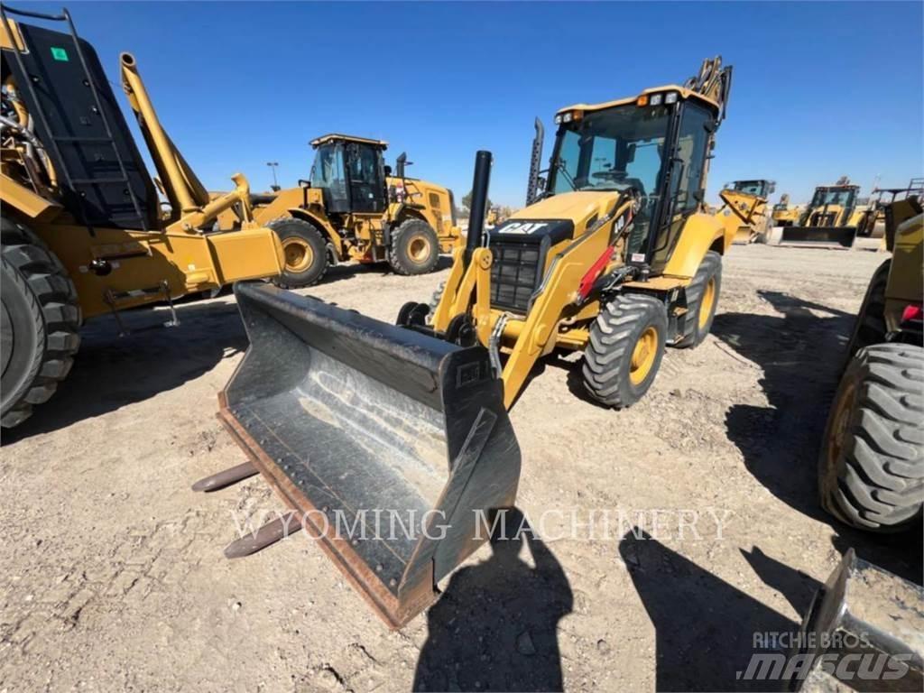 CAT 440 Retroescavadoras