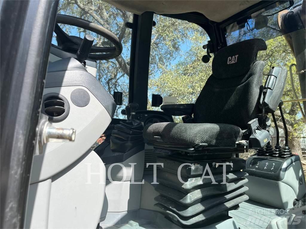 CAT 450F Retroescavadoras