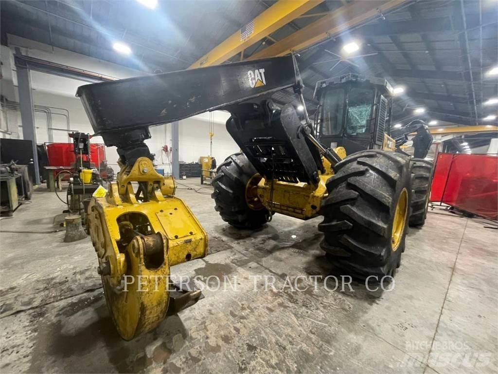 CAT 525D Rechegadores