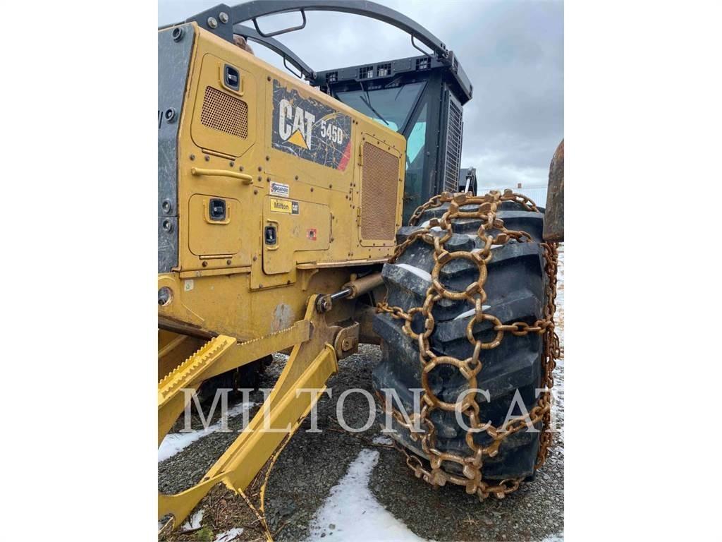 CAT 545D Rechegadores