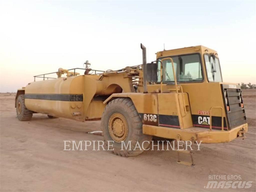 CAT 613C WW Auto-tanques