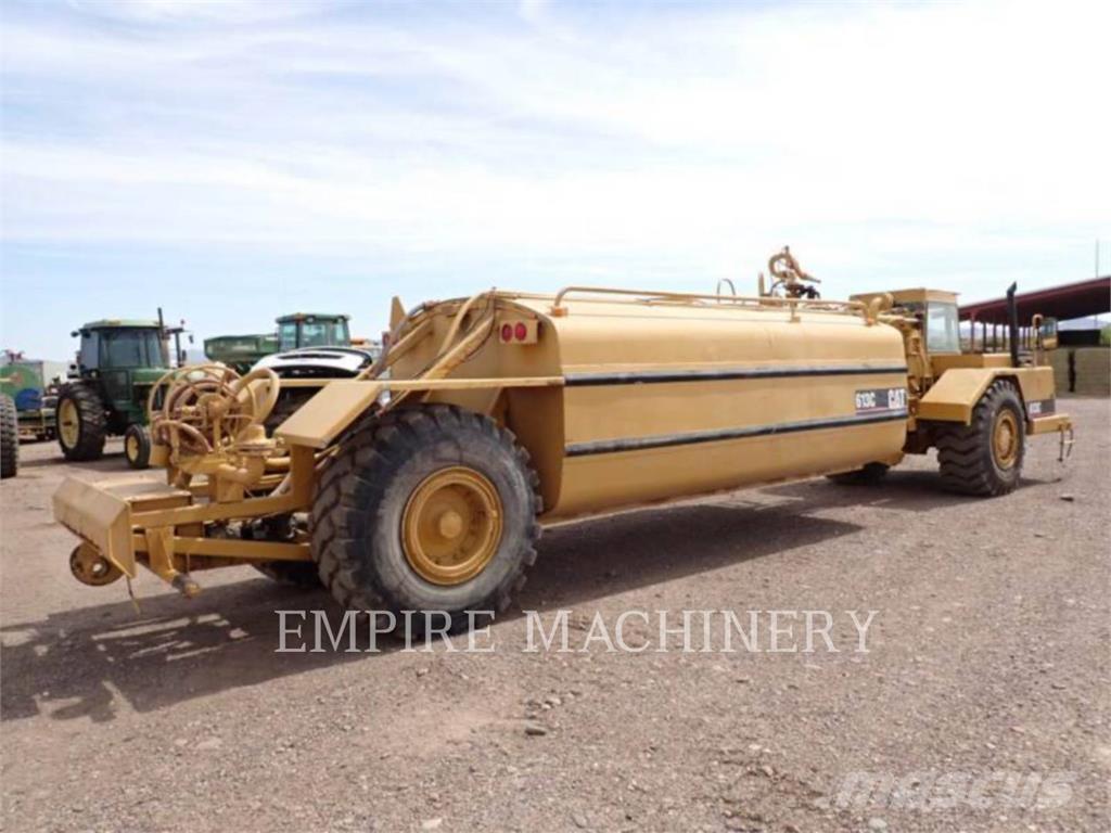 CAT 613C WW Auto-tanques